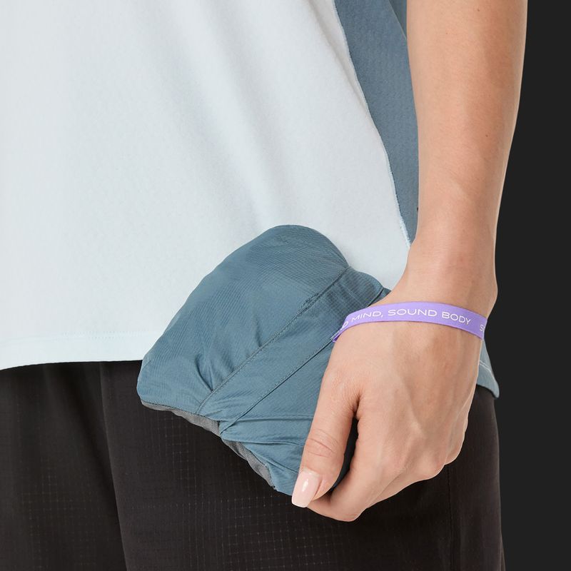 Дамско яке за бягане ASICS Fujitrail elite waterproof ironclad 14