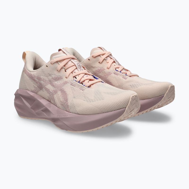 Дамски обувки за бягане ASICS Novablast 5 pearl pink/morganite 3