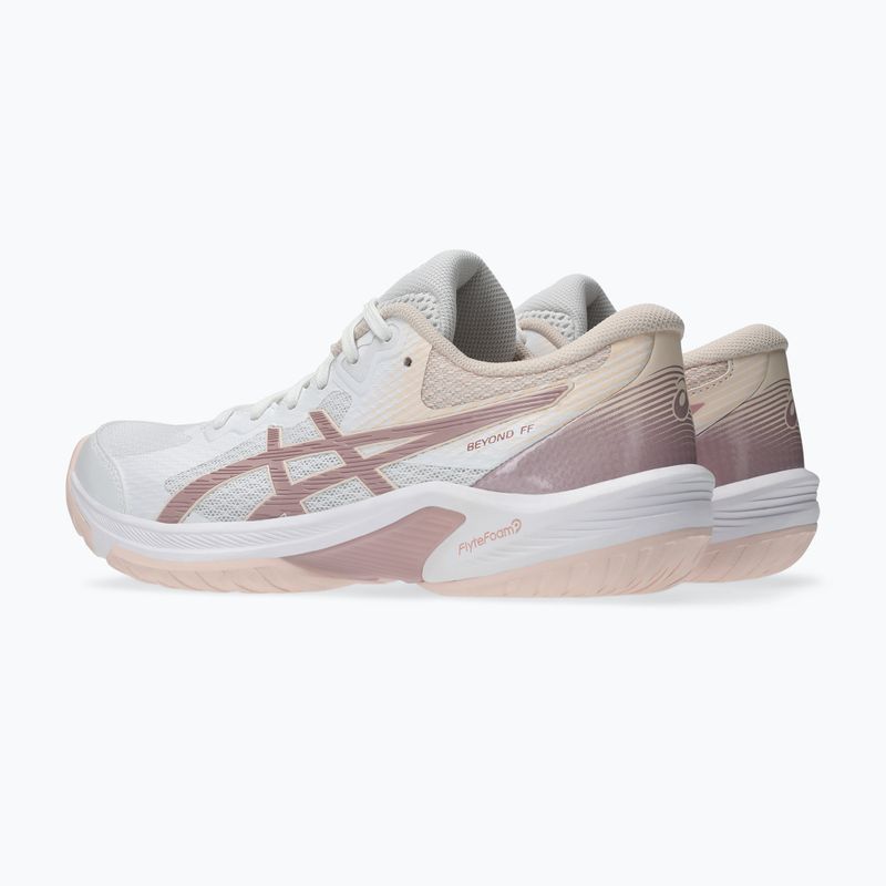 Дамски обувки ASICS Beyond FF white/morganite 11