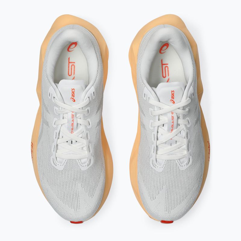 Дамски обувки за бягане ASICS Novablast 6 white/vivid coral 6