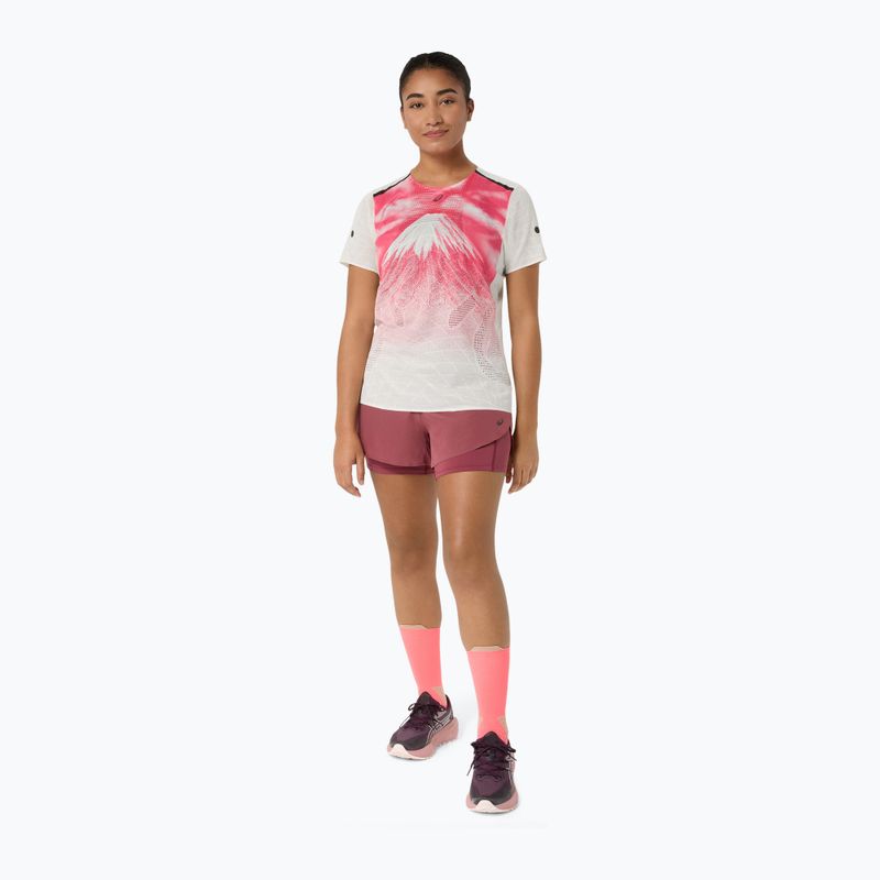 Дамски шорти за бягане ASICS Fujitrail Elite brisket red 2