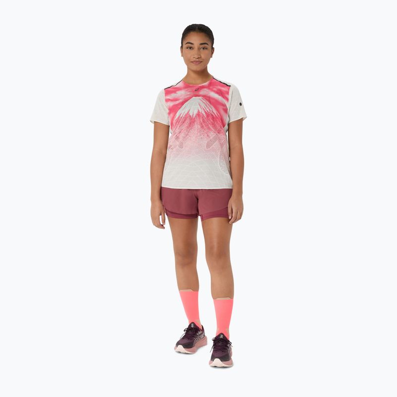 Дамска тениска за бягане ASICS Fujitrail Elite Graphic крем 2