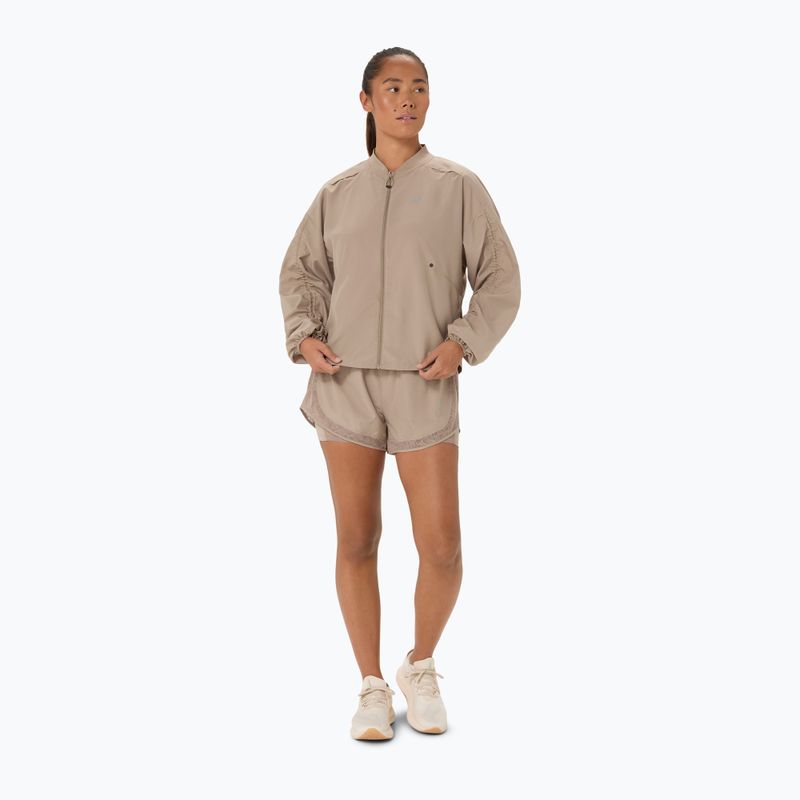 Дамско яке за бягане ASICS Nagino Run Adjustable Jacket greige 2