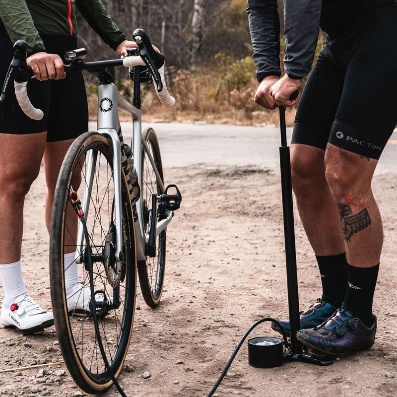 Помпа за велосипед Lezyne Classic Floor Drive 3.5 220psi металик черен 7