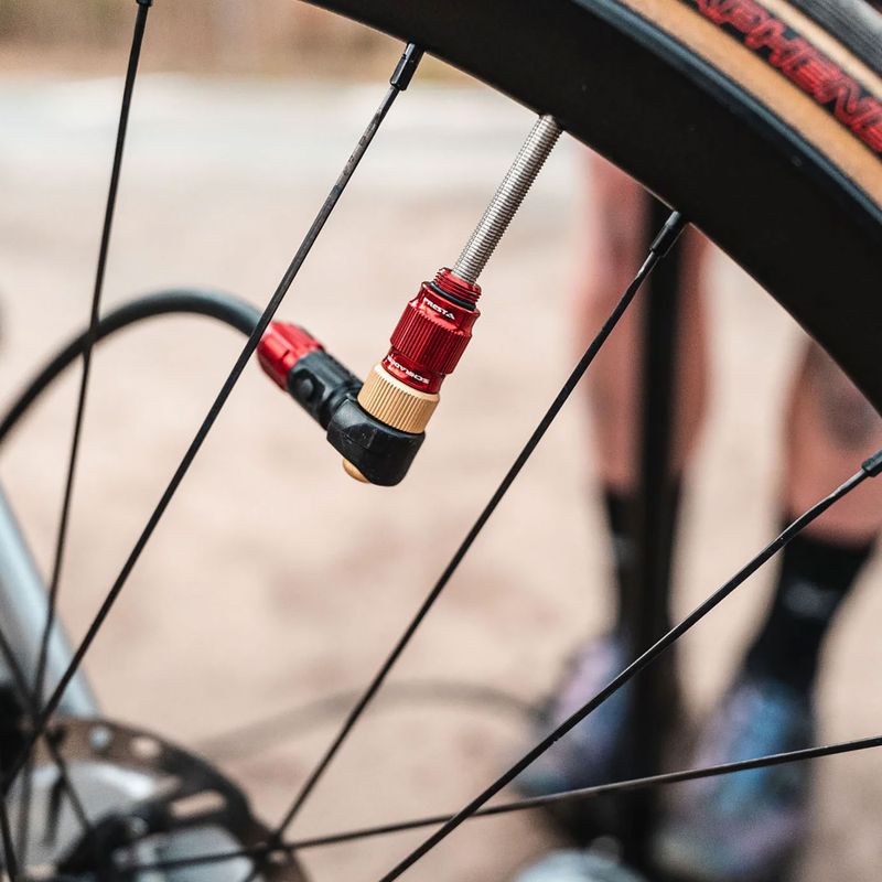 Помпа за велосипед Lezyne Classic Floor Drive 3.5 220psi металик черен 8