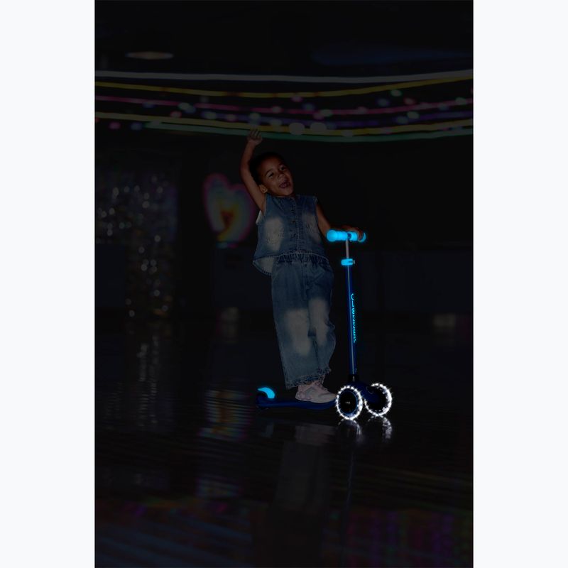 Детска триколесна тротинетка Globber Primo Plus Glow Lights petrol blue 16