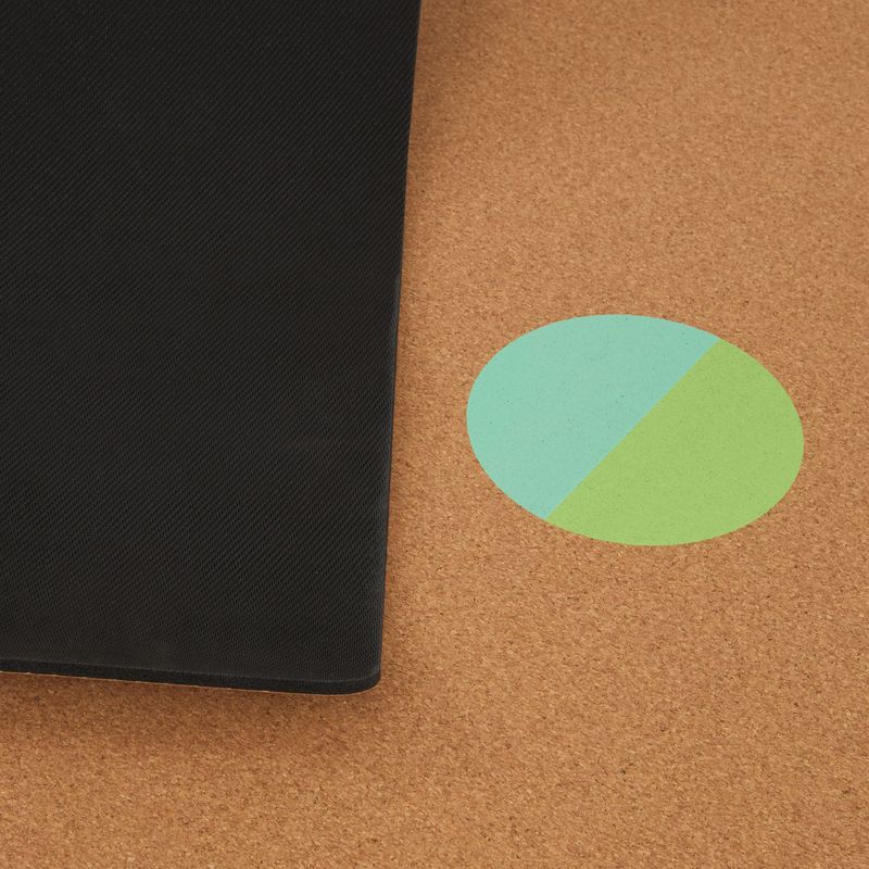 Подложка за йога Yoga Design Lab Cork 5,5 mm natural balance 4