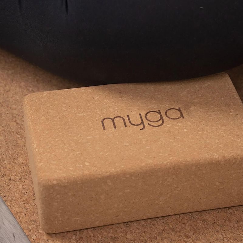 Куб за йога Myga Cork Block brown 8