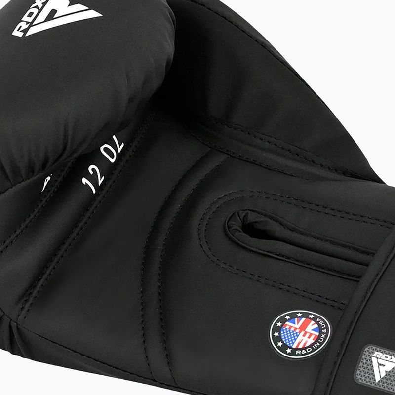 Боксови ръкавици RDX Boxing New Aura F17 black/red 6