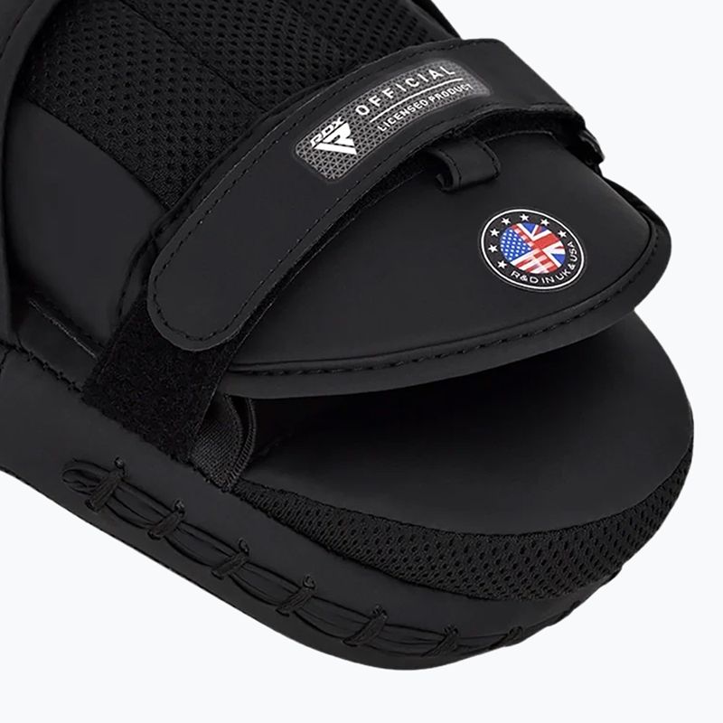 Треньорски лапи за тренировка RDX Focus New Aur F17 black/red 6