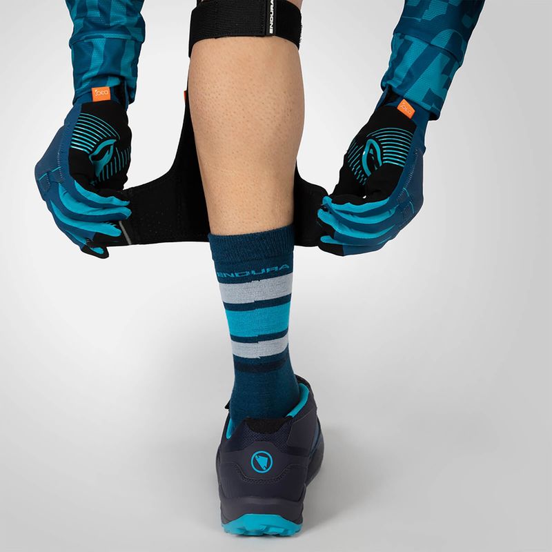 Endura MT500 D3O Shinguard черни предпазители за велосипед 5