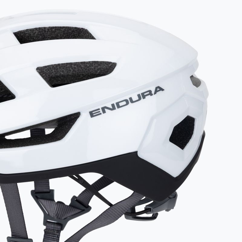 Бяла велосипедна каска Endura Xtract 7