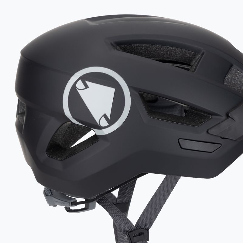 Велосипедна каска Endura Hummvee черна 8