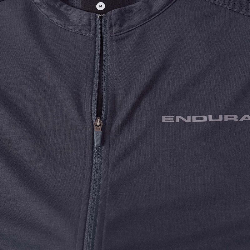 Мъжка тениска за колоездене Endura Loop Zipped carbon grey 9