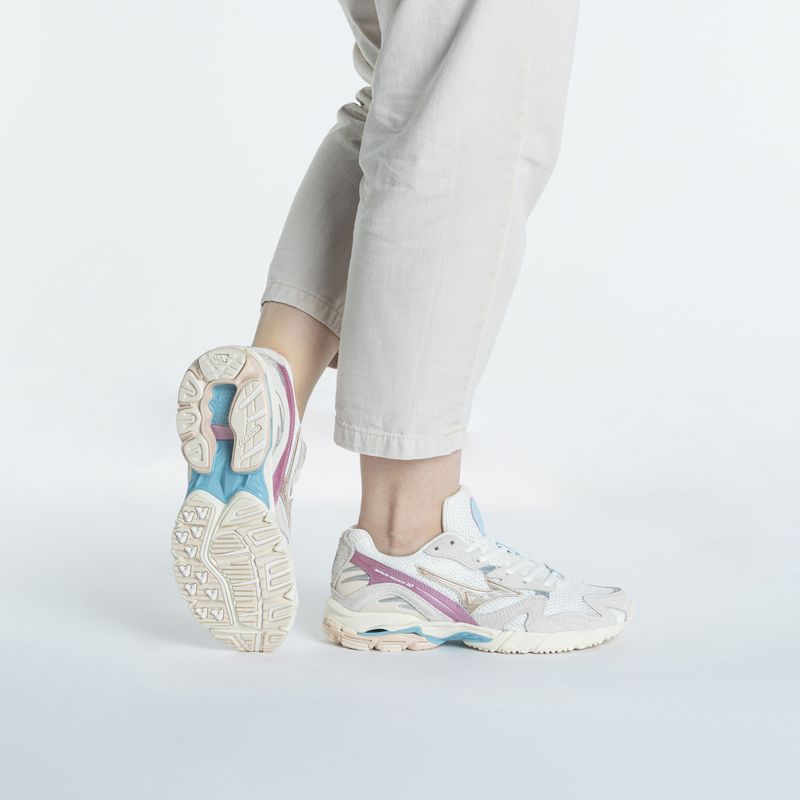 Дамски обувки Mizuno Wave Rider 10 white sand/shifting sand/snow white 2