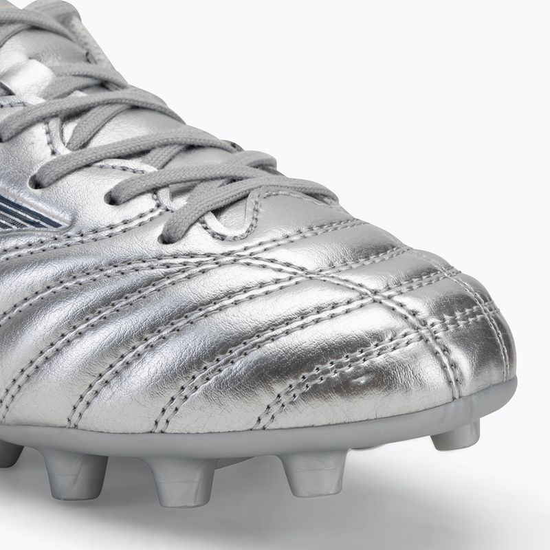 Детски футболни обувки Mizuno Monarcida Neo III Select Jr Md galaxy silver/8605 c/gold 7