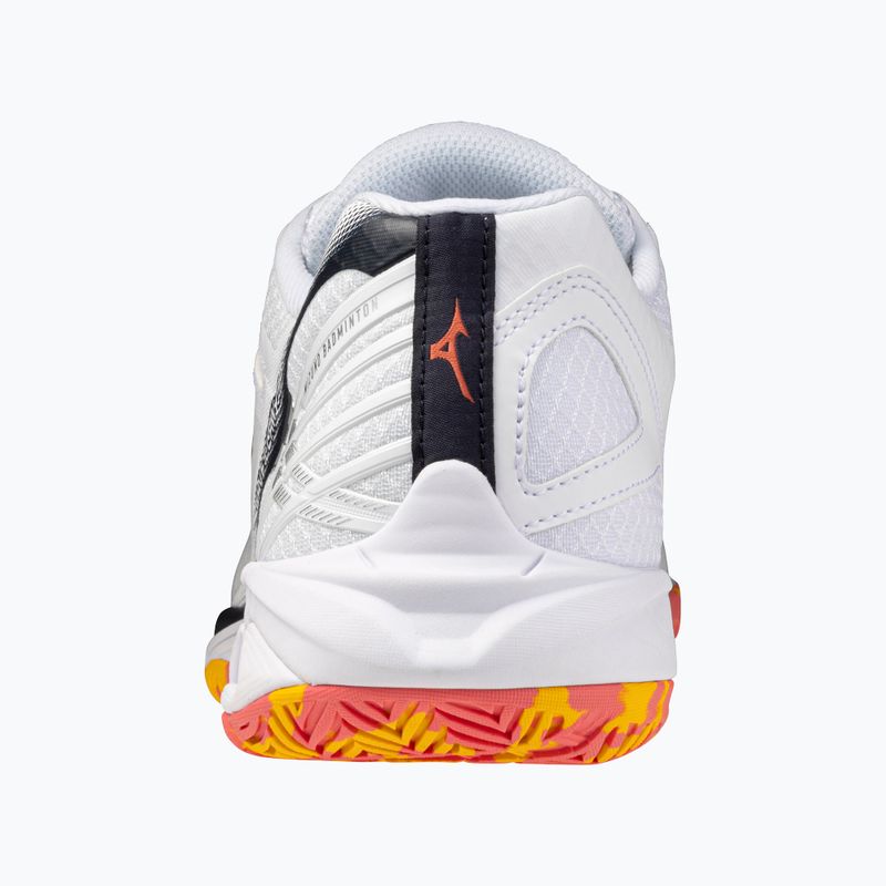 Обувки за бадминтон Mizuno Wave Claw 3 бели/цитрусови/калипсо коралови 10