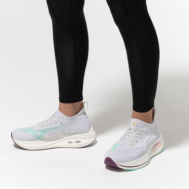 Дамски обувки за бягане Mizuno Neo Zen Icelandic nimbus cloud/white/ice green 9