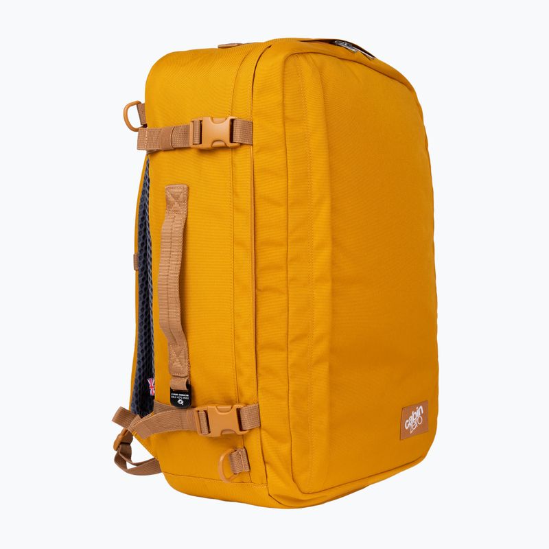 CabinZero Classic Plus 42 л оранжева туристическа раница 2