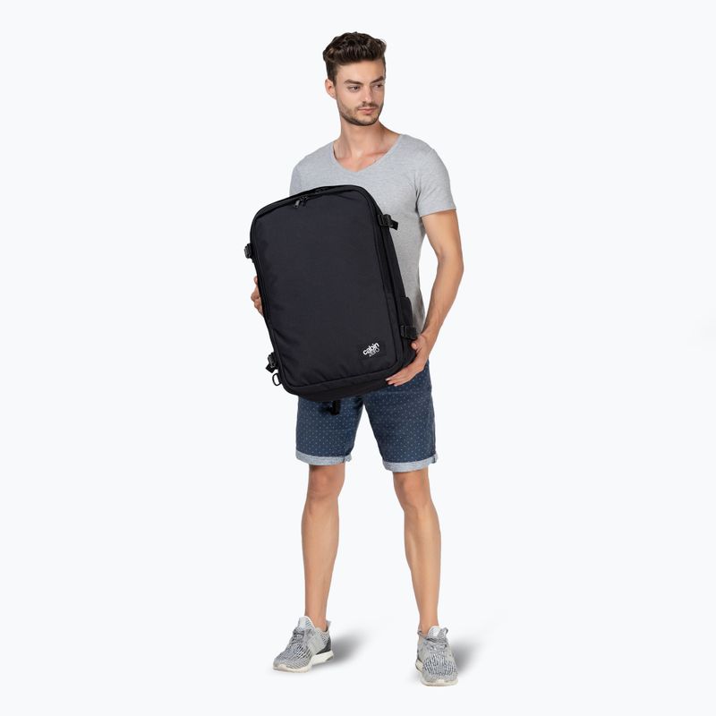 CabinZero Classic Pro 42 l абсолютна черна туристическа раница 14