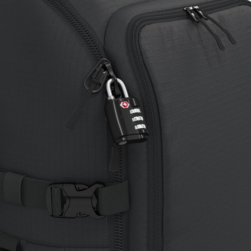 CabinZero Adventure Pro 42 l абсолютна черна туристическа раница 10