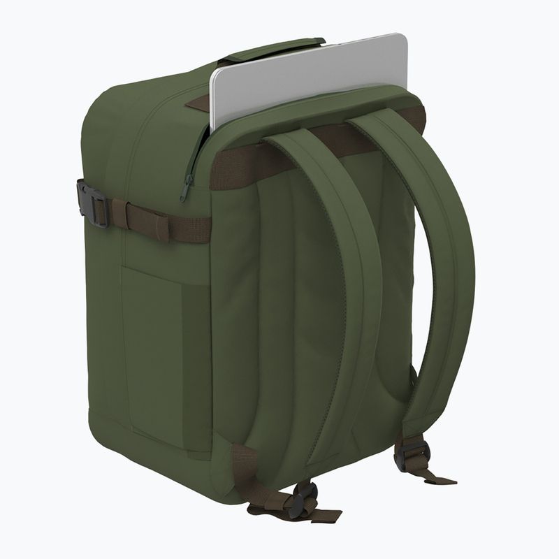 CabinZero Classic Tech 28 л туристическа раница в цвят каки georgian 9