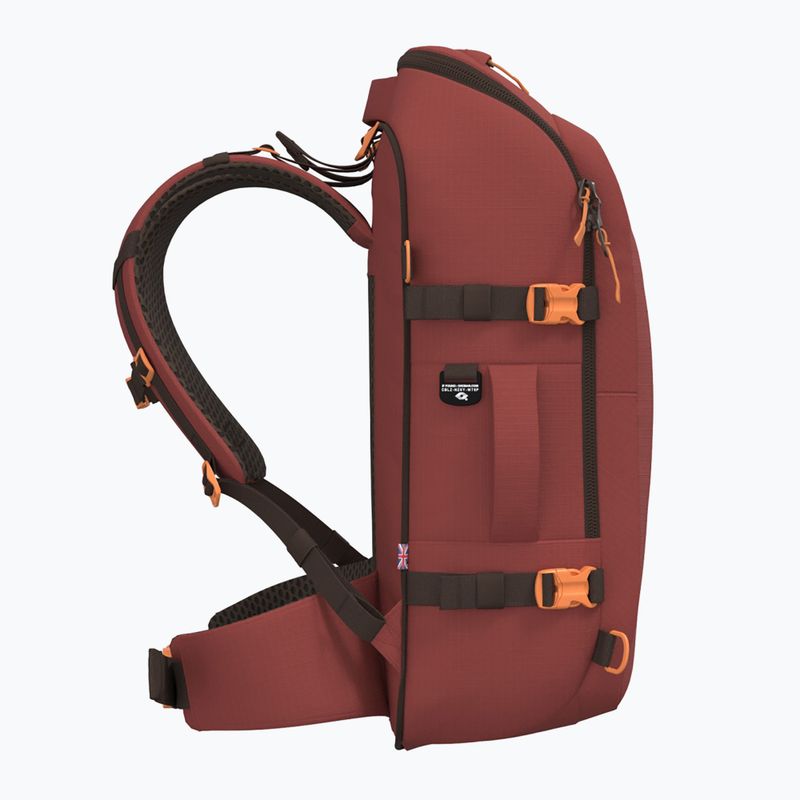 Раница за пътуване CabinZero Adventure 42 l sangria red 6