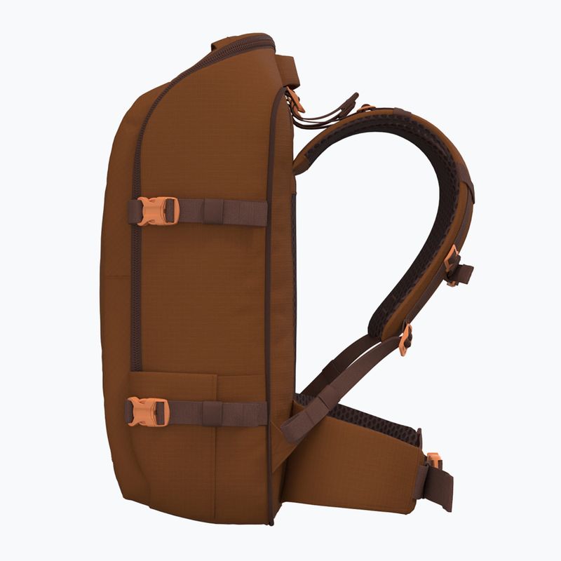 CabinZero Adventure 42 l раница за туризъм saigon coffee 6
