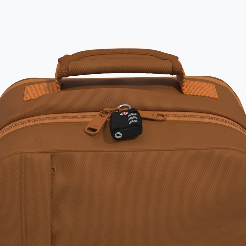 CabinZero Classic Tech 28 л раница за туризъм с канела 10