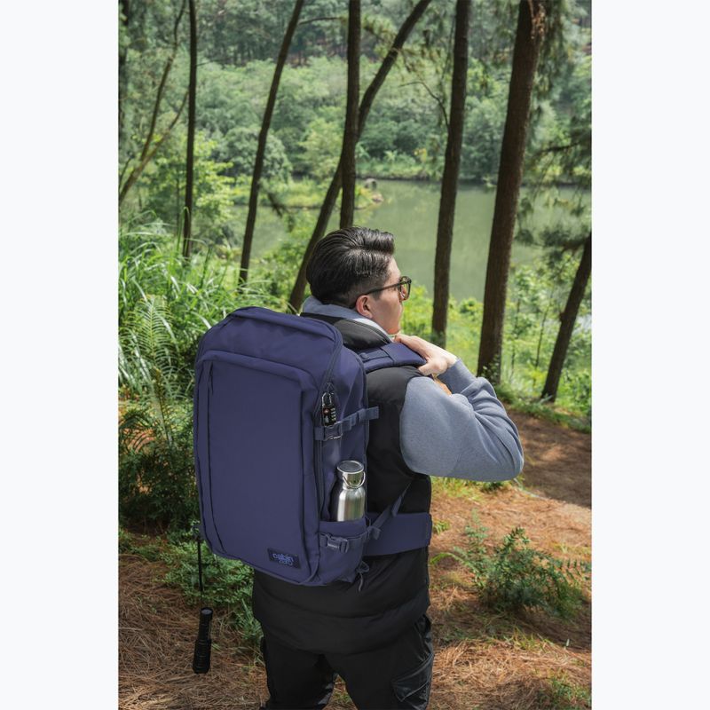 Туристическа раница CabinZero Adventure Pro 42 l galaxy 14