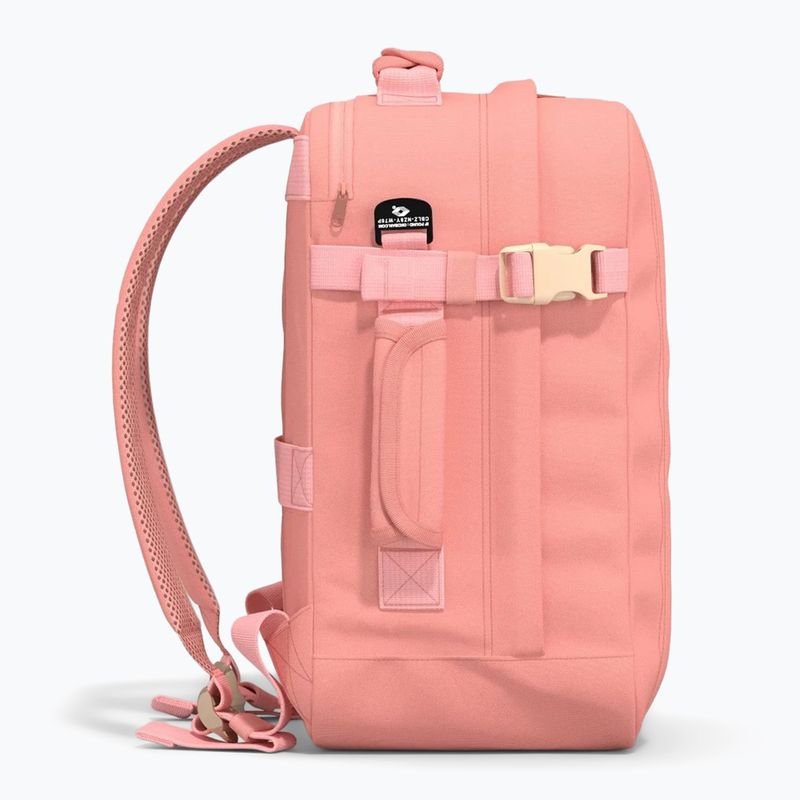 Туристическа раница CabinZero Classic Tech 28 and pink 5
