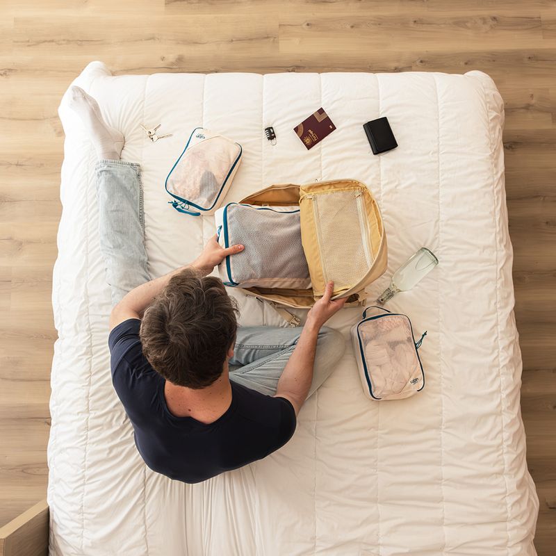 Туристическа раница CabinZero Classic Tech 28 l shell white 15