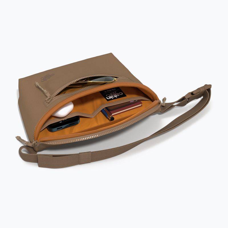Чантичка за кръстна CabinZero Stinger 3 l pine cone 7
