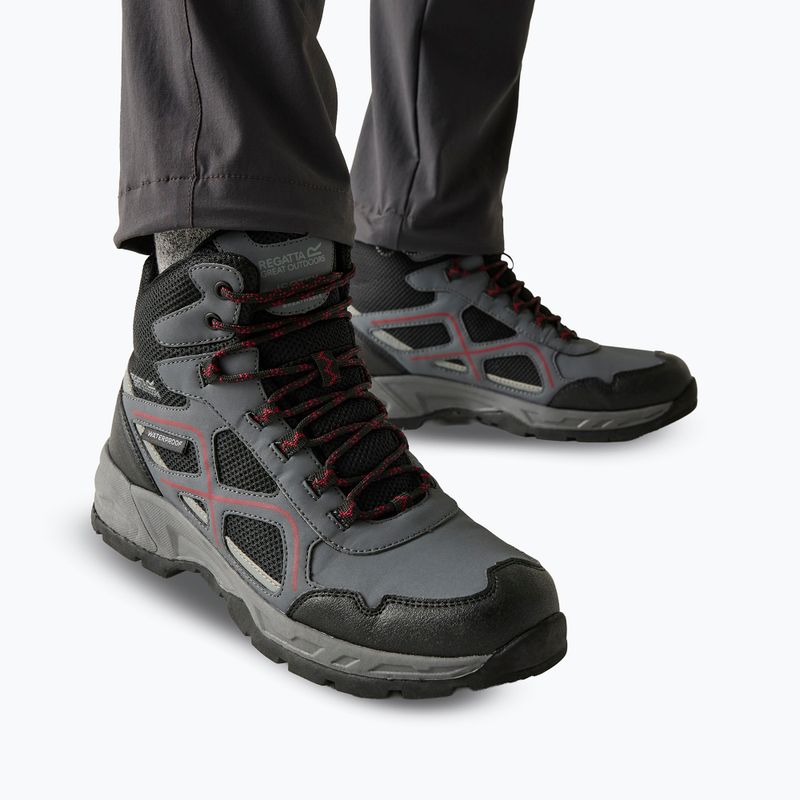 Мъжки туристически обувки REGATTA Vendeavour granite/rio red 7