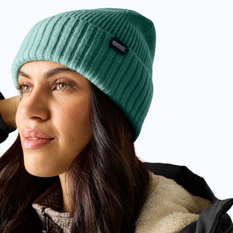 Дамска зимна шапка REGATTA Ribbed Basic dark forest green 5