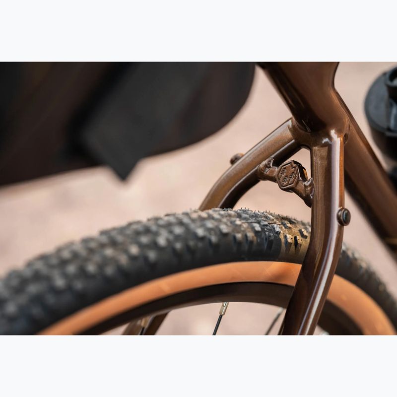 Гравел велосипед KROSS Esker 2.0 brown/beige/gloss 22