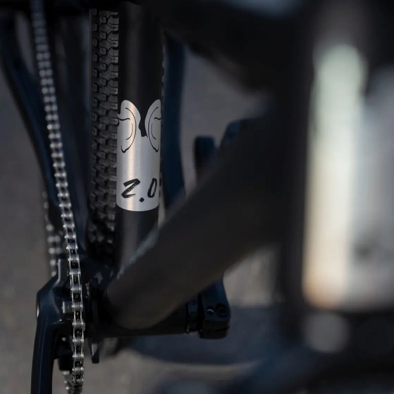 Дърт велосипед KROSS Spade 2.0 black/holo/matte 16