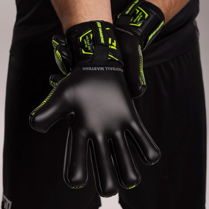 Вратарски ръкавици Football Masters Varis X NC black/green 4