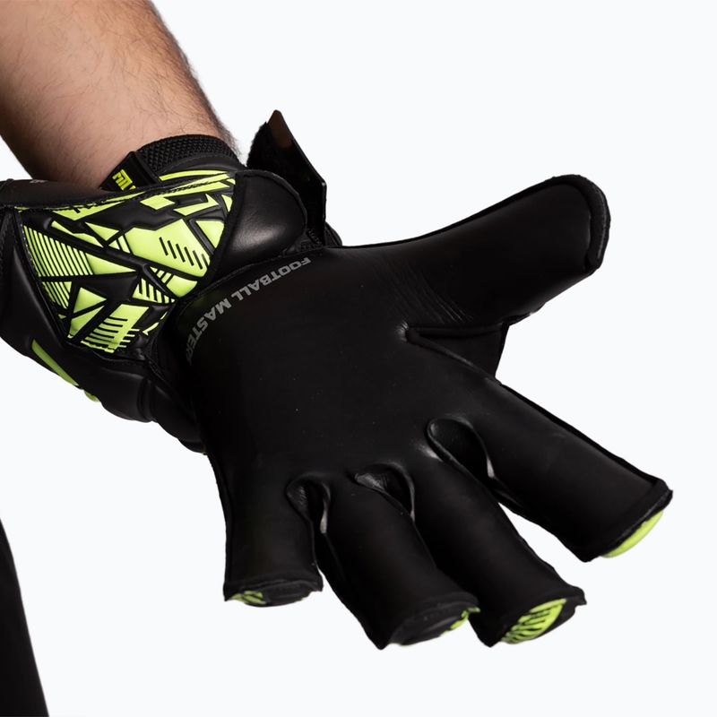 Вратарски ръкавици Football Masters Invictus X Training black/green 4