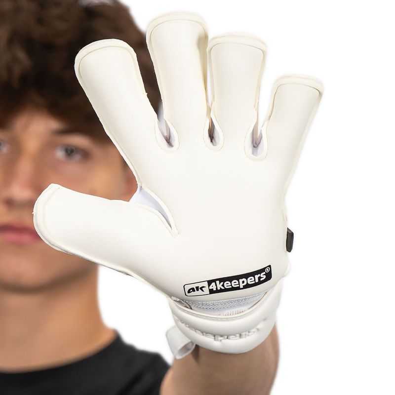 Детски вратарски ръкавици 4keepers Champ VII RF2G Jr бели 9