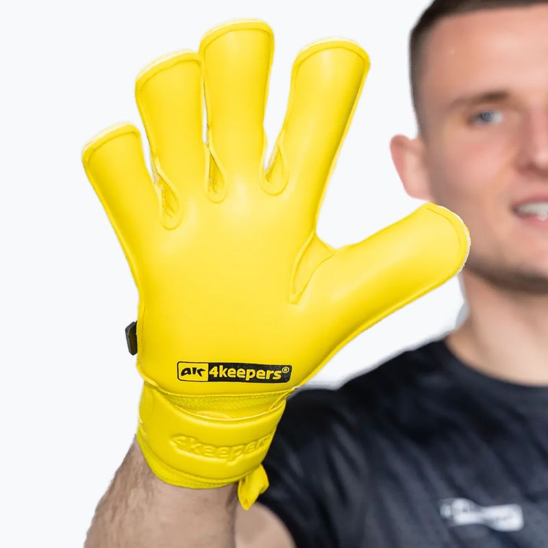 Вратарски ръкавици 4keepers Champ Colour Yellow VII RF2G yellow 7