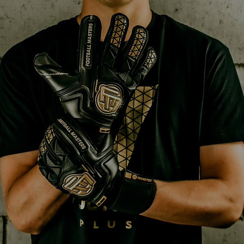 Детски вратарски ръкавици Football Masters Voltage Plus NC v 4.0 черни 1190-3 7