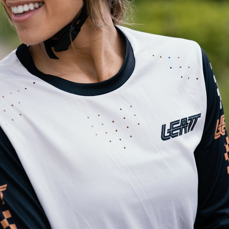 Дамска блуза с дълъг ръкав за колоездене Leatt MTB Enduro 4.0 W cream 12