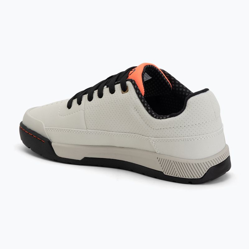 Дамски велосипедни обувки с платформа Leatt Flat 2.0 W cream white 3