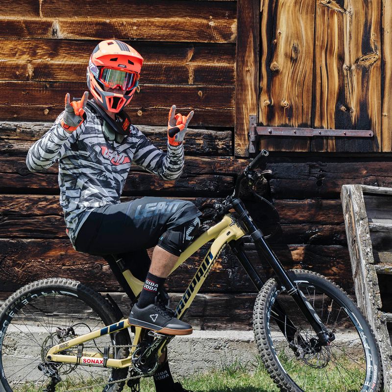 Leatt MTB 4.0 Gravity V22 оранжево-черна велосипедна каска 1022070512 11