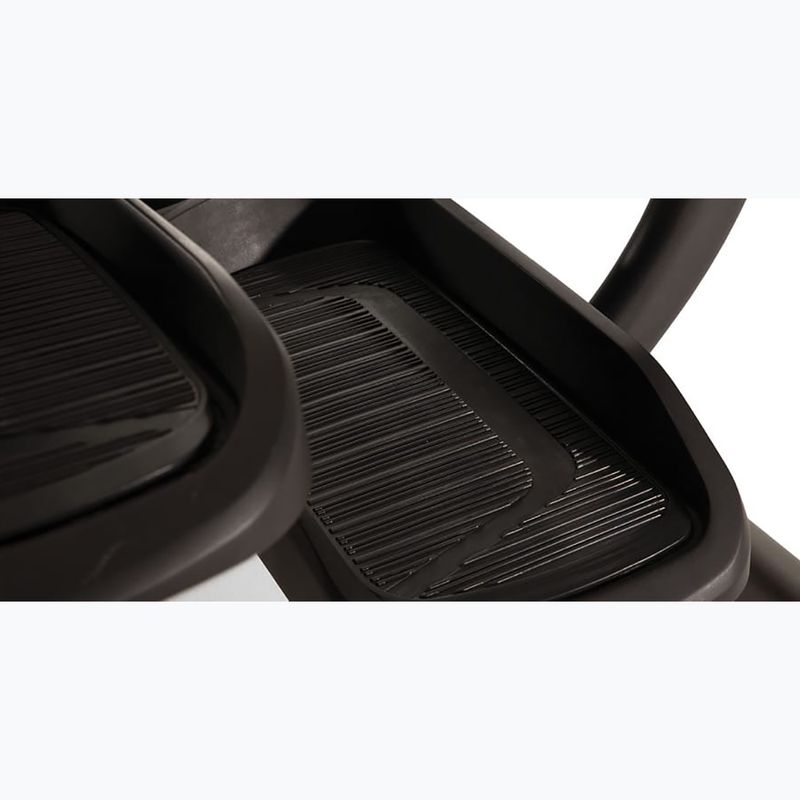 Matrix Fitness Елиптичен елиптичен тренажор E50XIR-02 черен 6