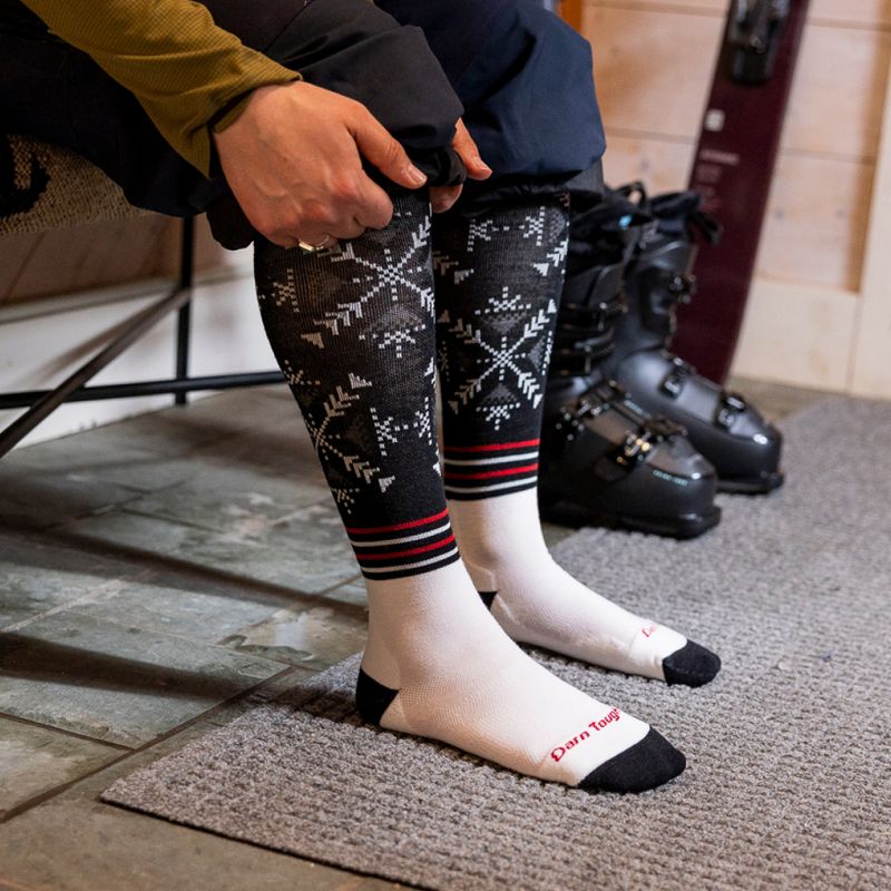 Дамски чорапи Darn Tough Snowfall OTC Midweight with Cushion black 2