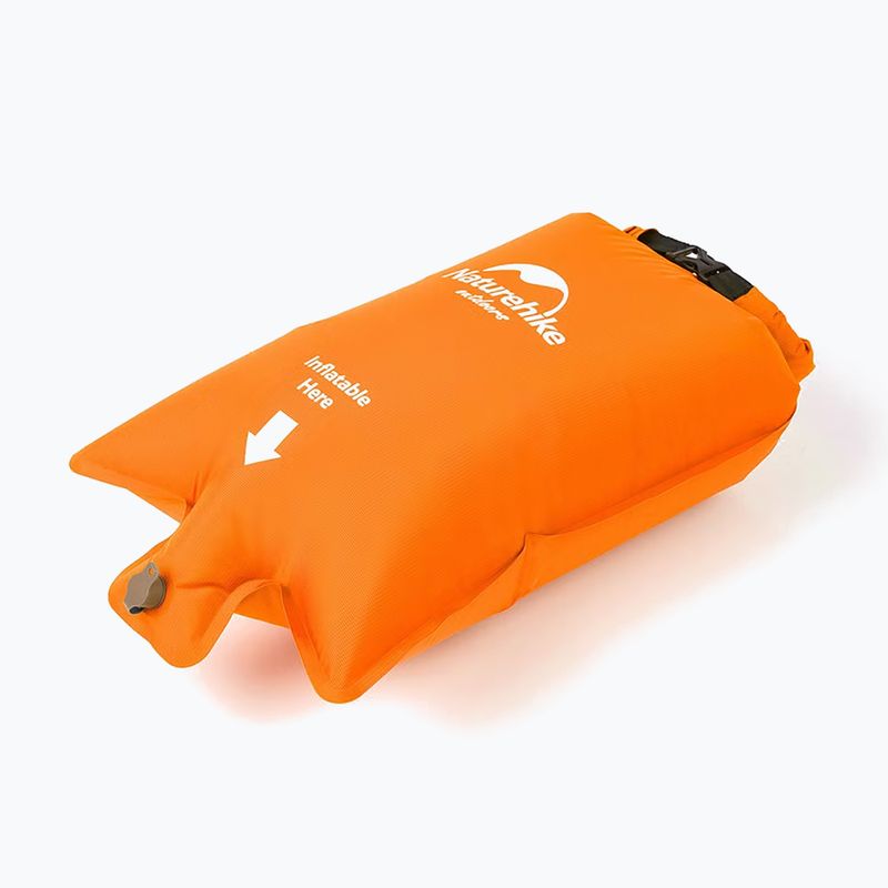 Торба с помпа функция Naturehike Inflatable orange 2