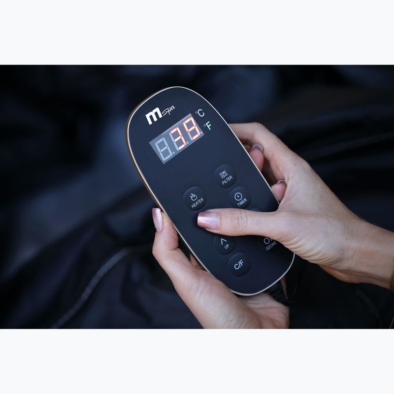 Хидромасажен басейн за 4 души MSpa Premium Camaro black 21