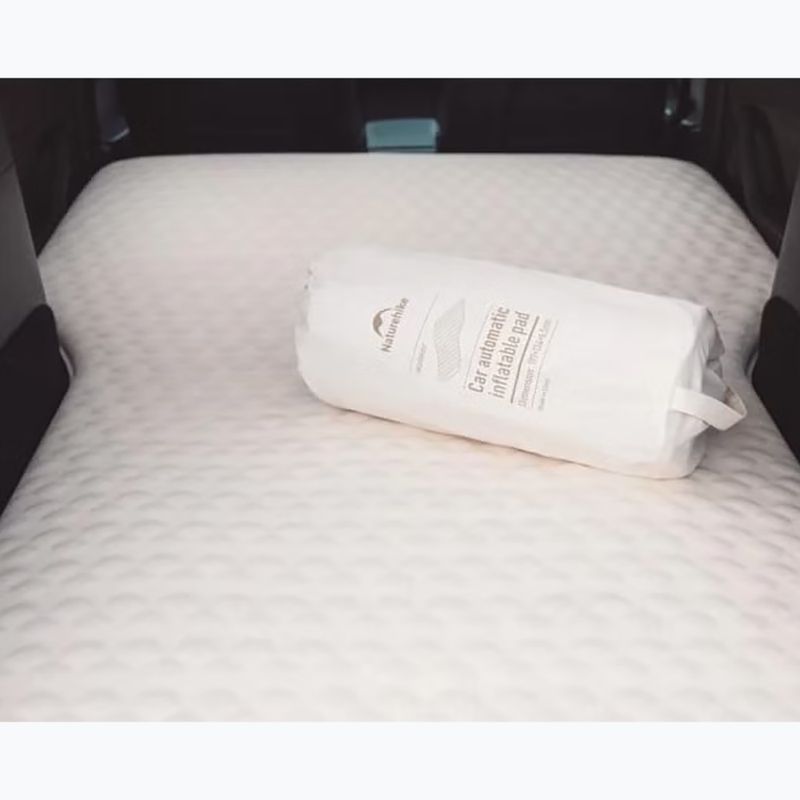 Самонадуваема постелка Naturehike Yugu Car light khaki 3